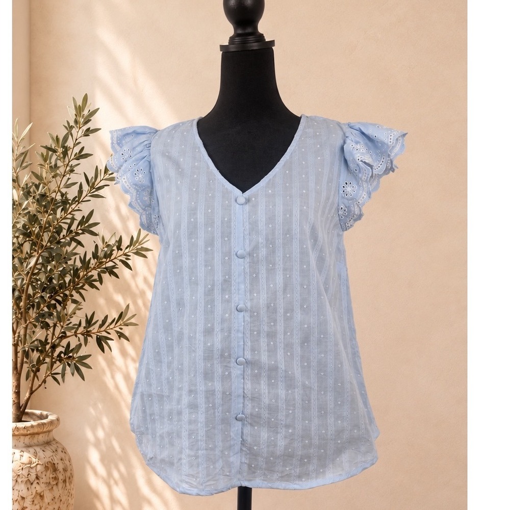 MINE Light Blue Eyelet Flutter Sleeve Swiss Dot Button Front Blouse S